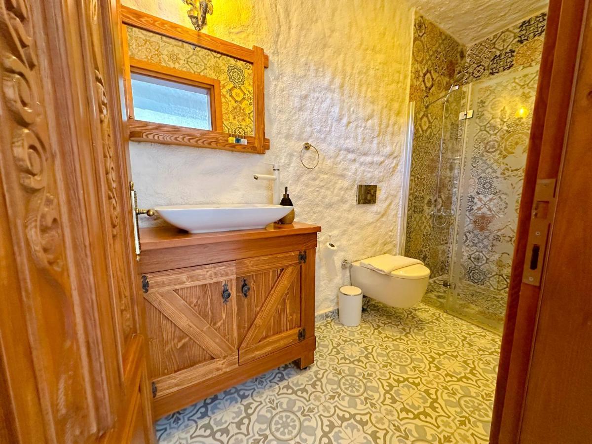 Otel Stone Garden Taş 3*